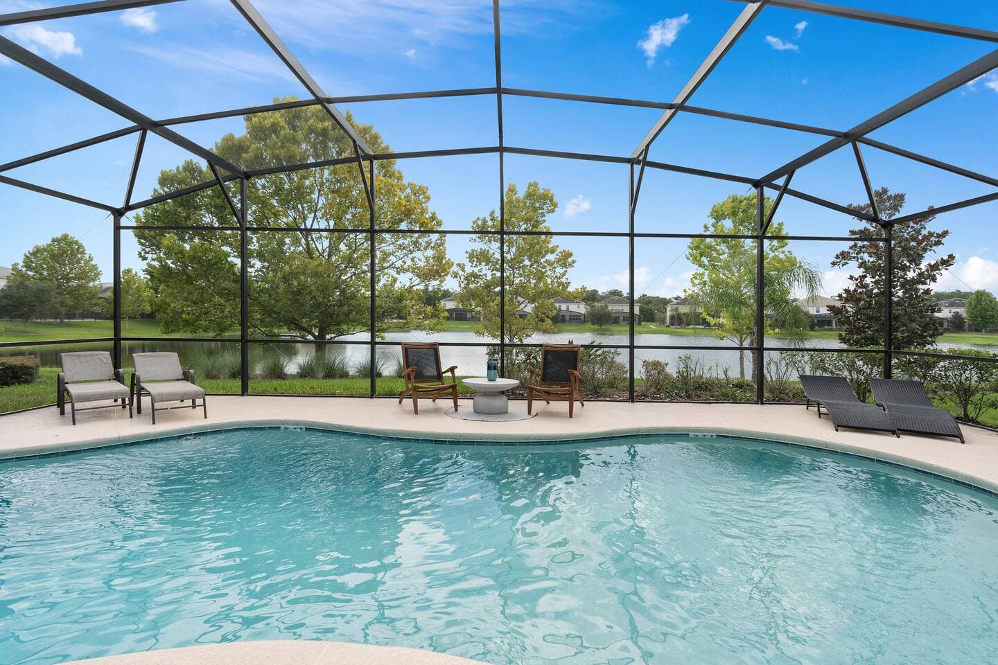 The Lake View Mansion | Luxury Orlando Destination