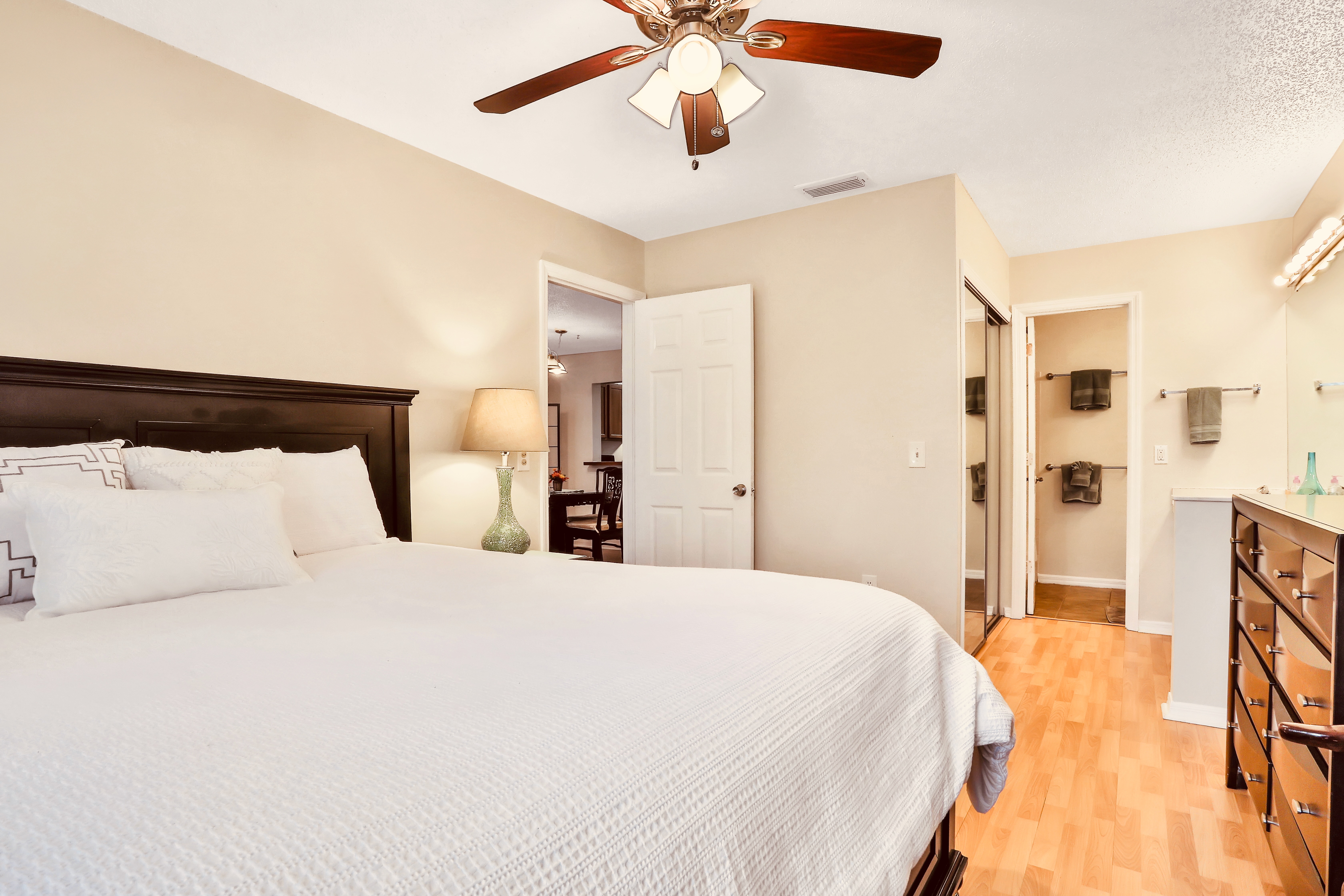 Early Check In & Late Check Out - Premium vacation rental service